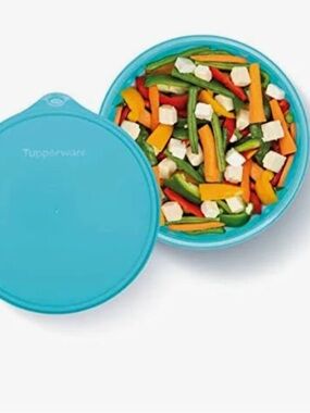 Tupperware Blue Round Food Keeper with Secure Lid 1.4L